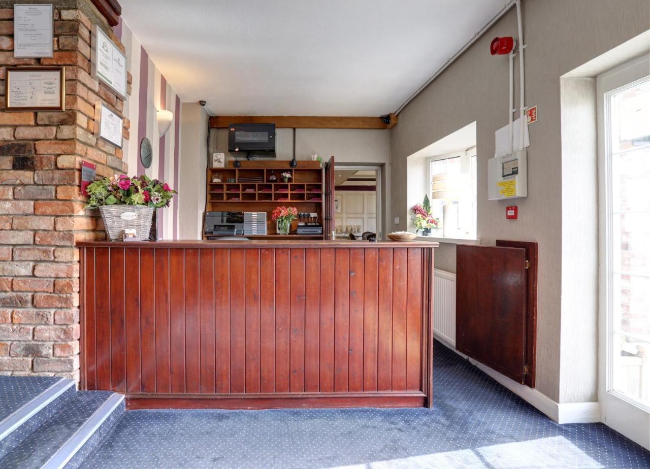 Hotel Manor Court Carnaby